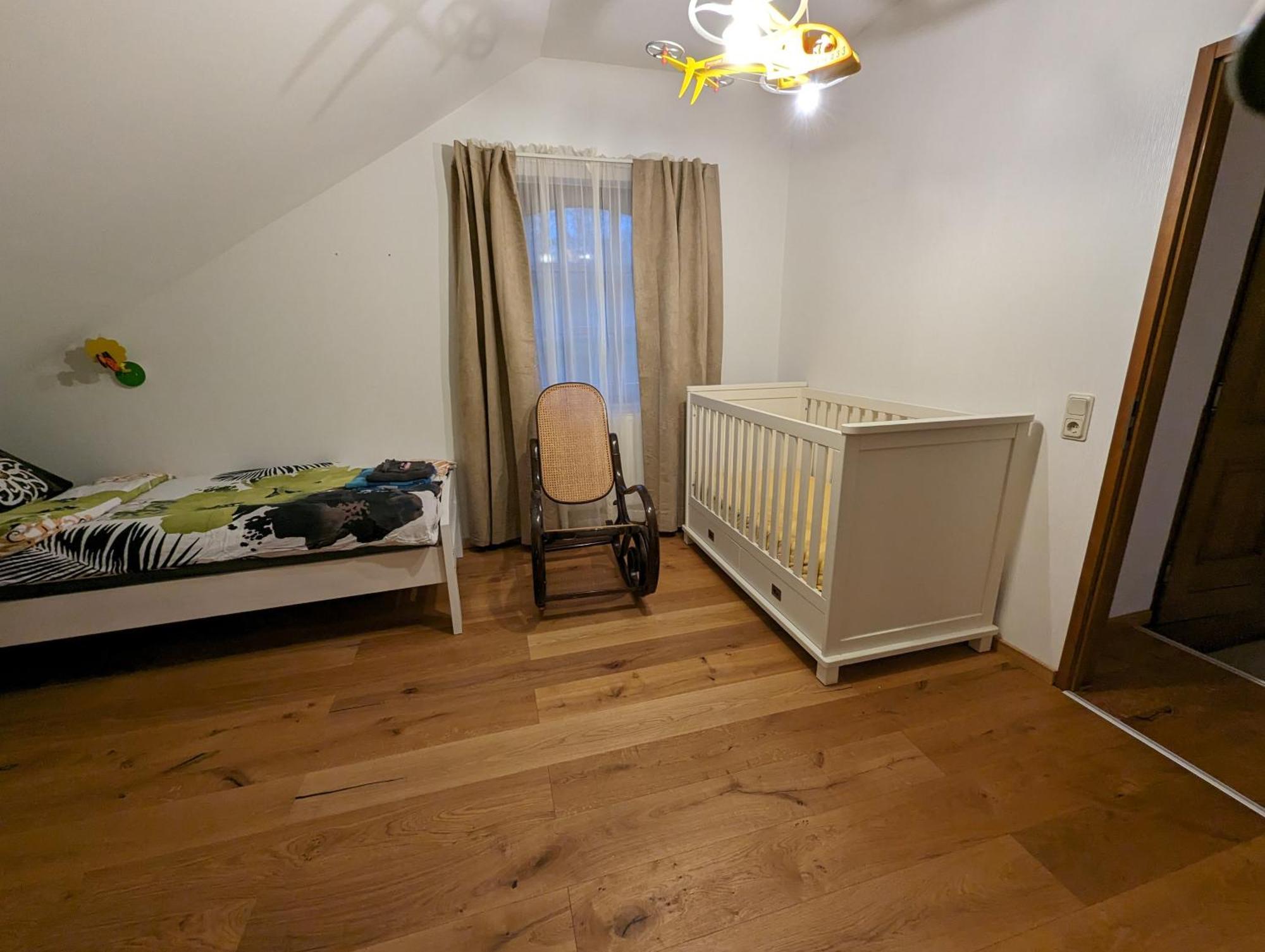 Sonnige Aussicht Villa ลอสไฮม์ ภายนอก รูปภาพ